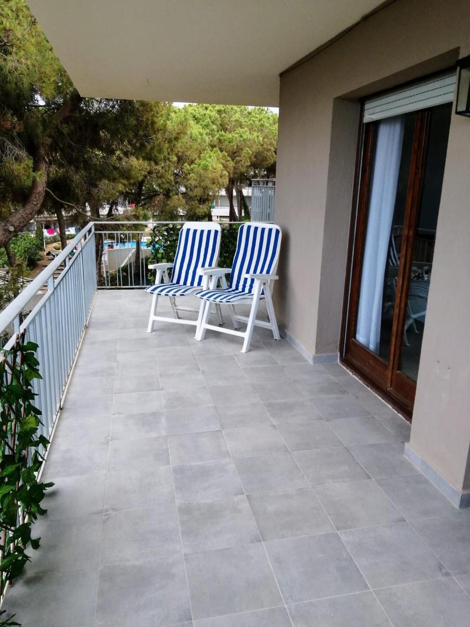 Apartamento Con Terraza En La Playa De La Fosca Palamós Eksteriør bilde